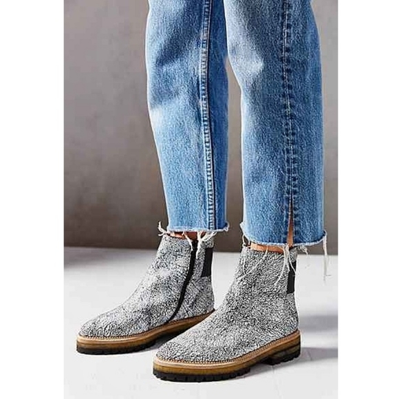 NWOT Xperimental Crackle Bunko Leather Chelsea Platform Lugged Boot Portugal - Picture 2 of 11